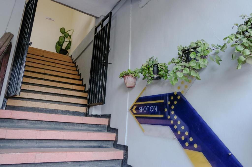 Sawojajar Inn 말랑 외부 사진